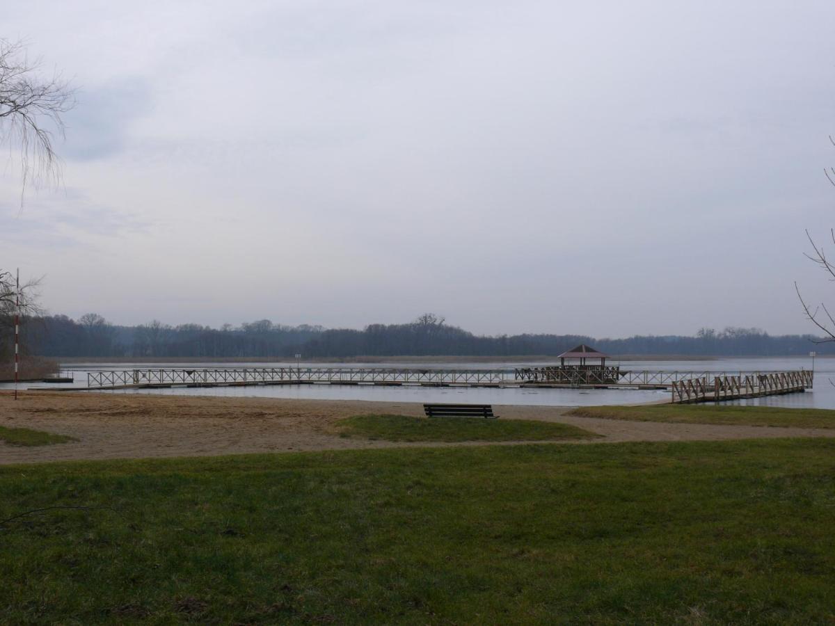 Domek Nad Jeziorem Osieczna Exteriör bild